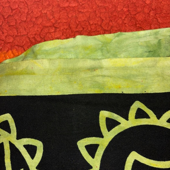 Green and black acid wash tapestry - Picture 4 of 4